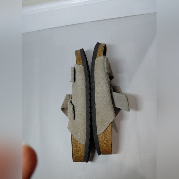 Birkenstock Arizona Women Size 40/9 Us Narrow Beige Suede Sandals with Buckles - Picture 6 of 10